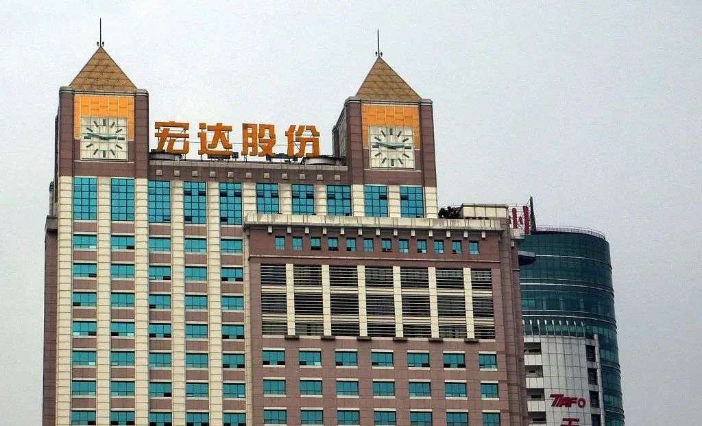 背靠宏达,终究难逆大势