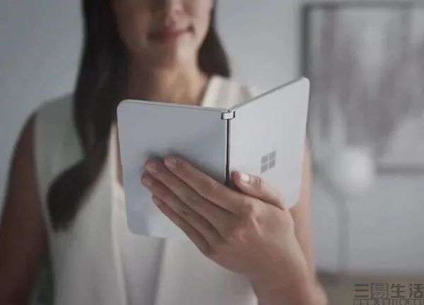 Surface Duo亮相，但微软回归手机市场还需一步步来