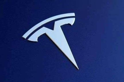 特斯拉“硬刚”拼多多，为什么说这毫无必要？