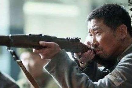 《八佰》的三个使命