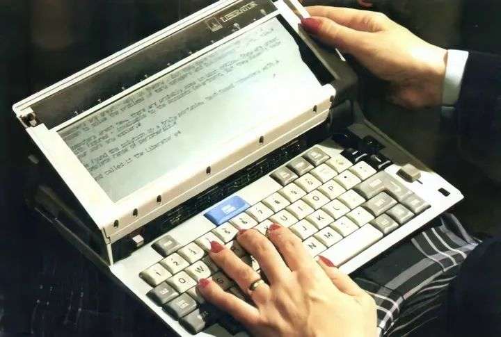 「笔记本电脑之父」陨落，日本制造业真的不行了吗？