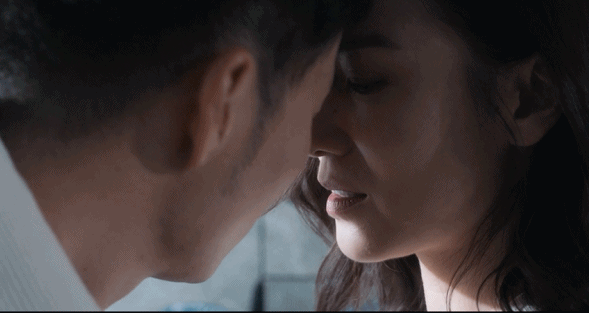 《白色月光》:女性成长 ,文艺丧燃