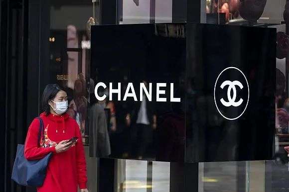 中国进入奢侈品消费加速回流时期