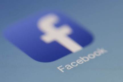 Facebook大干电商：APP中新增网店购物板块