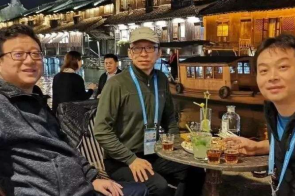 中年科技男的“寂寞”谁最懂？