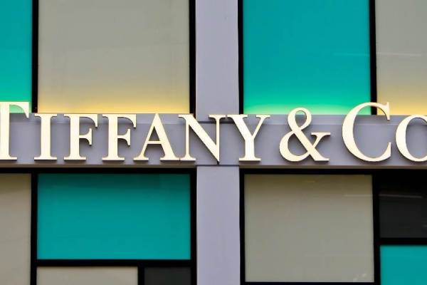 市场要闻 | Tiffany深陷“口水战”，中国或成“救市主”