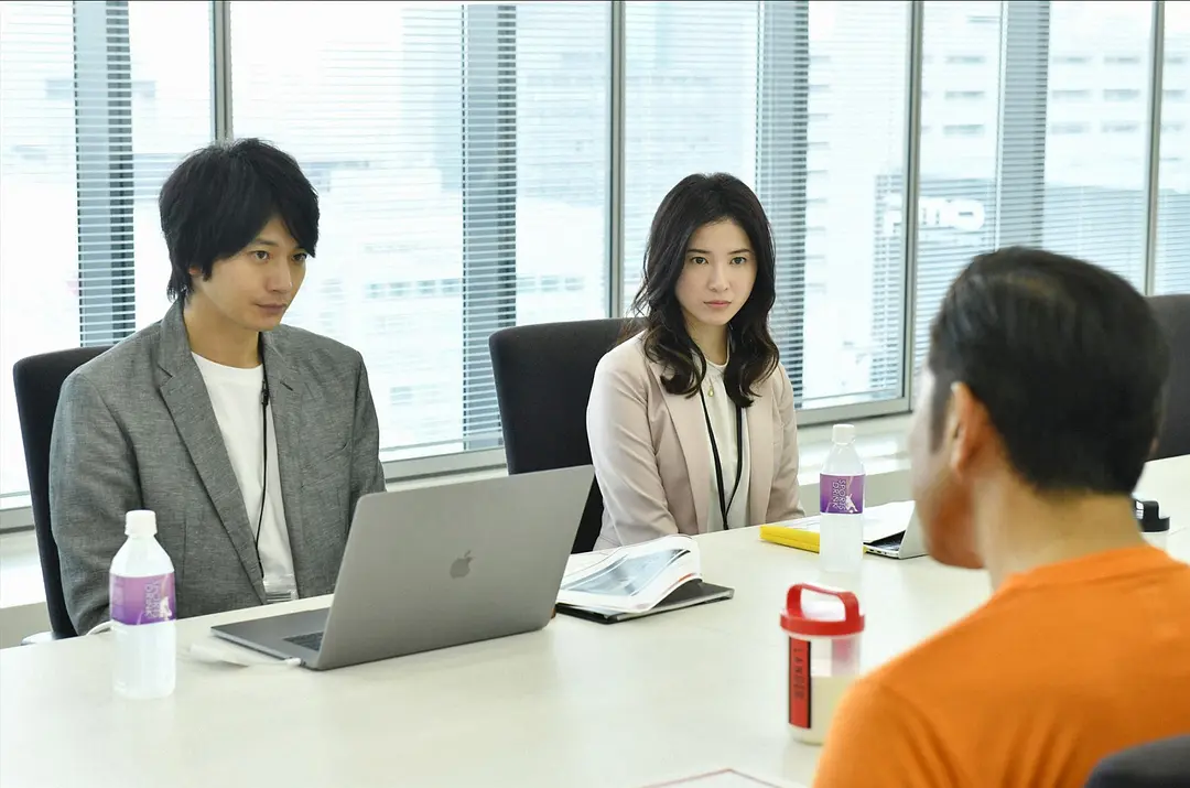 面试一家公司俩不同岗位、技术经理只问婚姻经历：那些奇葩的面试经历