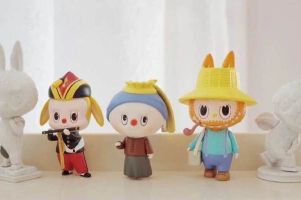 盲盒卖到海外去，不靠谱还是大机会？