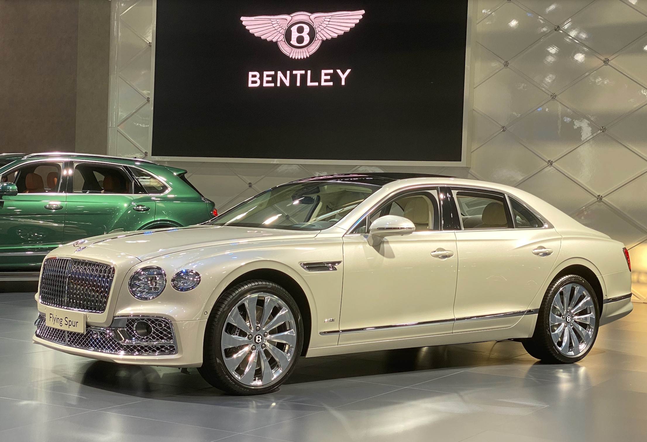 nextspeed宾利携新添越全新飞驰全新欧陆gt亮相北京车展