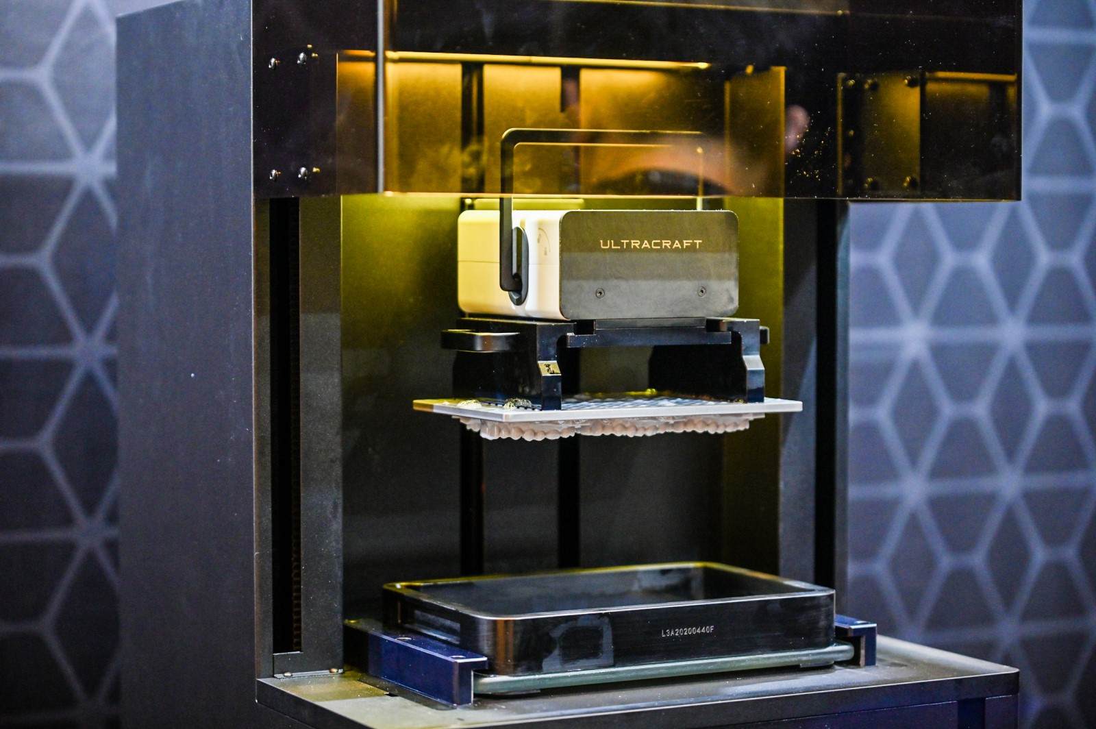以3D打印技术切入数字化，「黑格科技」撬动齿科赛道新蓝海