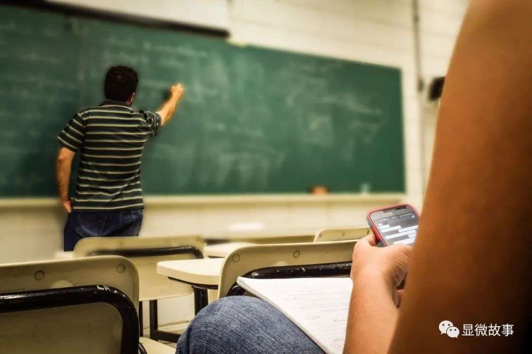 没户口，我花了1万买非洲“绿卡”，给孩子报50万一年的“贵族学校”