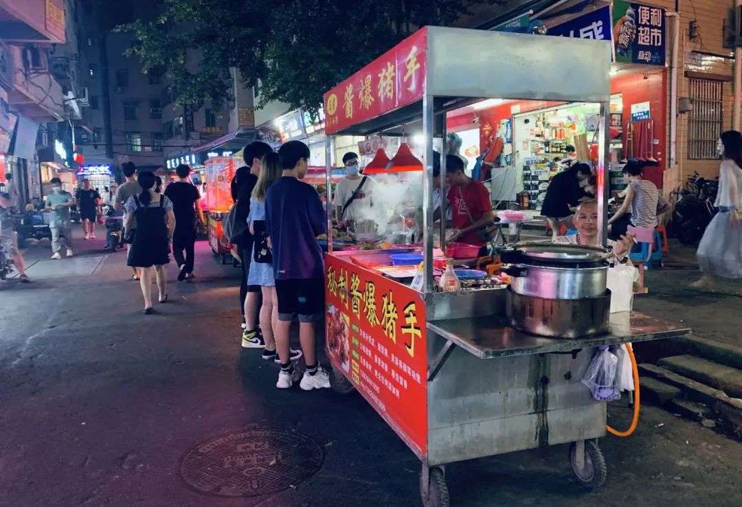 可怕的餐饮“帮派”，他们竟然占了中国餐饮半壁江山