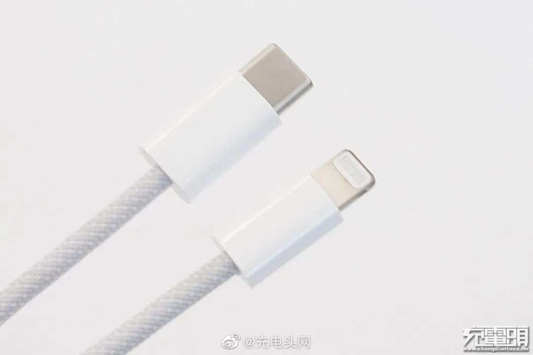 4 款全新设计的 iPhone 12 要来了？苹果过两天的发布会「料」可不少