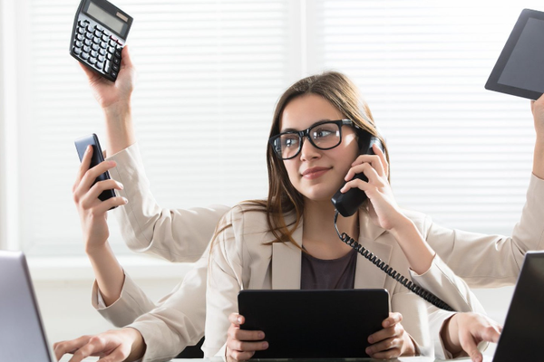 有人逃离互联网，有人告别银行，但金融科技人才需求在回升