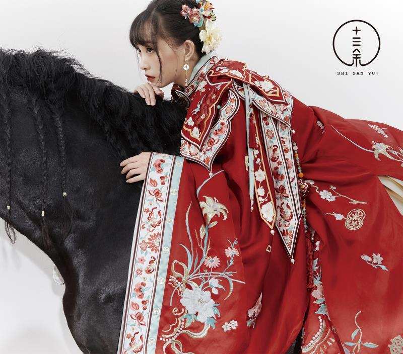36氪首发| 国潮兴起，切合Z世代消费新趋势，汉服品牌「十三余」完成数 