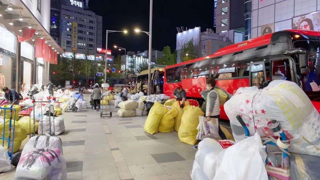 当中国买手离开东大门后，韩国档口老板急着来中国开淘宝了