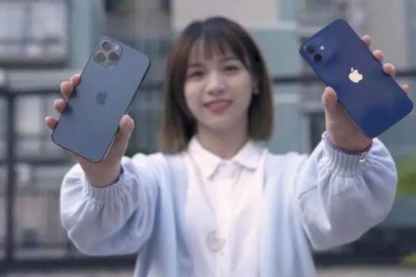 iPhone 12、12 Pro 首发评测：5G 速度快，信号好多了