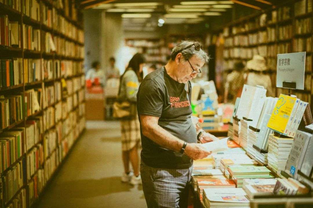 中国首家茑屋书店开业：增田宗昭能打破国内实体书店的魔咒吗？