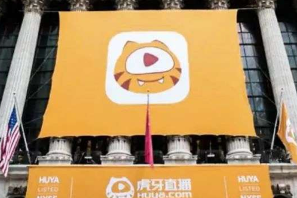 李学凌卖YY，一场蓄谋已久的变轨