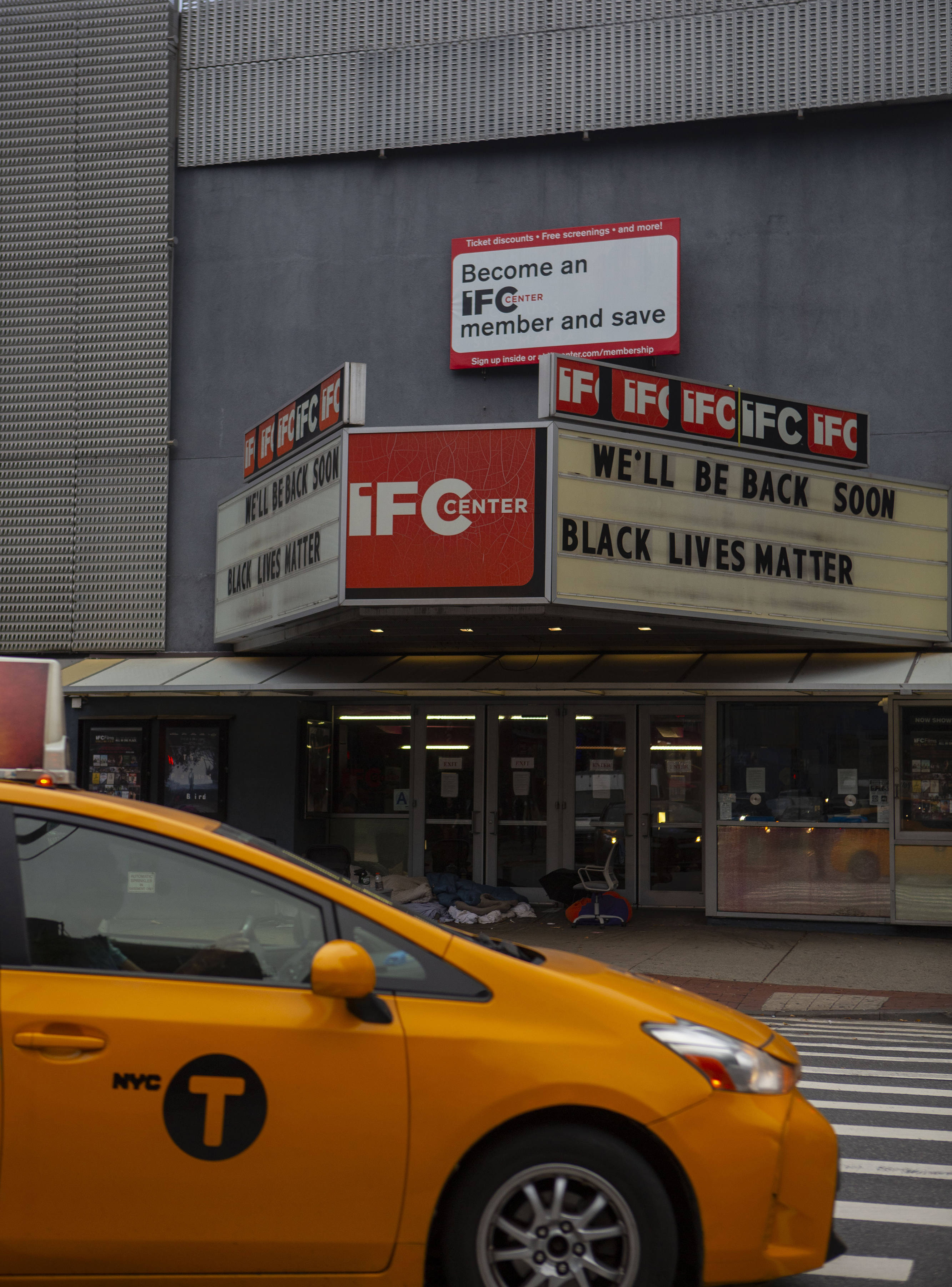 疫情下的纽约：小型独立影院的生存之道