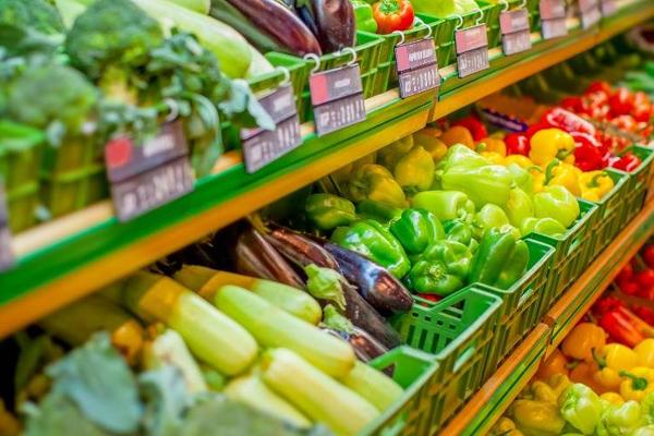 热钱涌入，巨头争夺，社区团购是不是“资本的泡沫”？| 超级观点