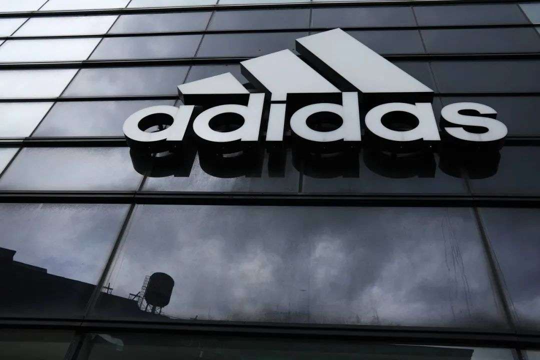 乌云压顶，adidas失守中国市场，股价大跌逾5%