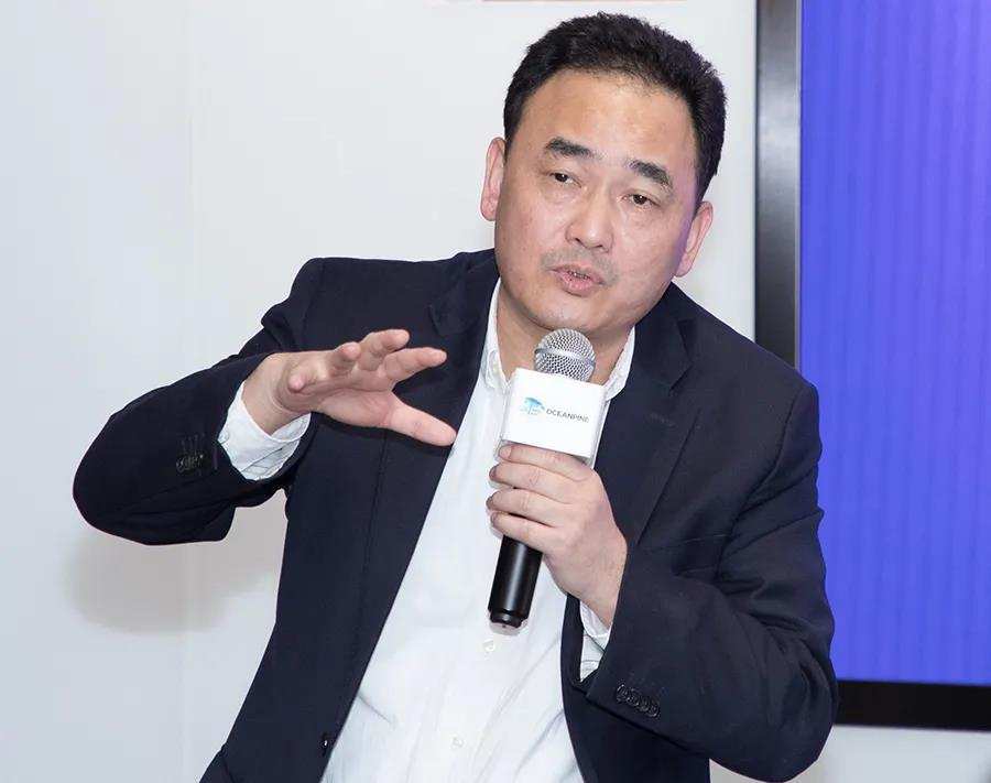 对于技术的发展趋势要用跨越历史的眼光看分析判断武岳峰资本在创办