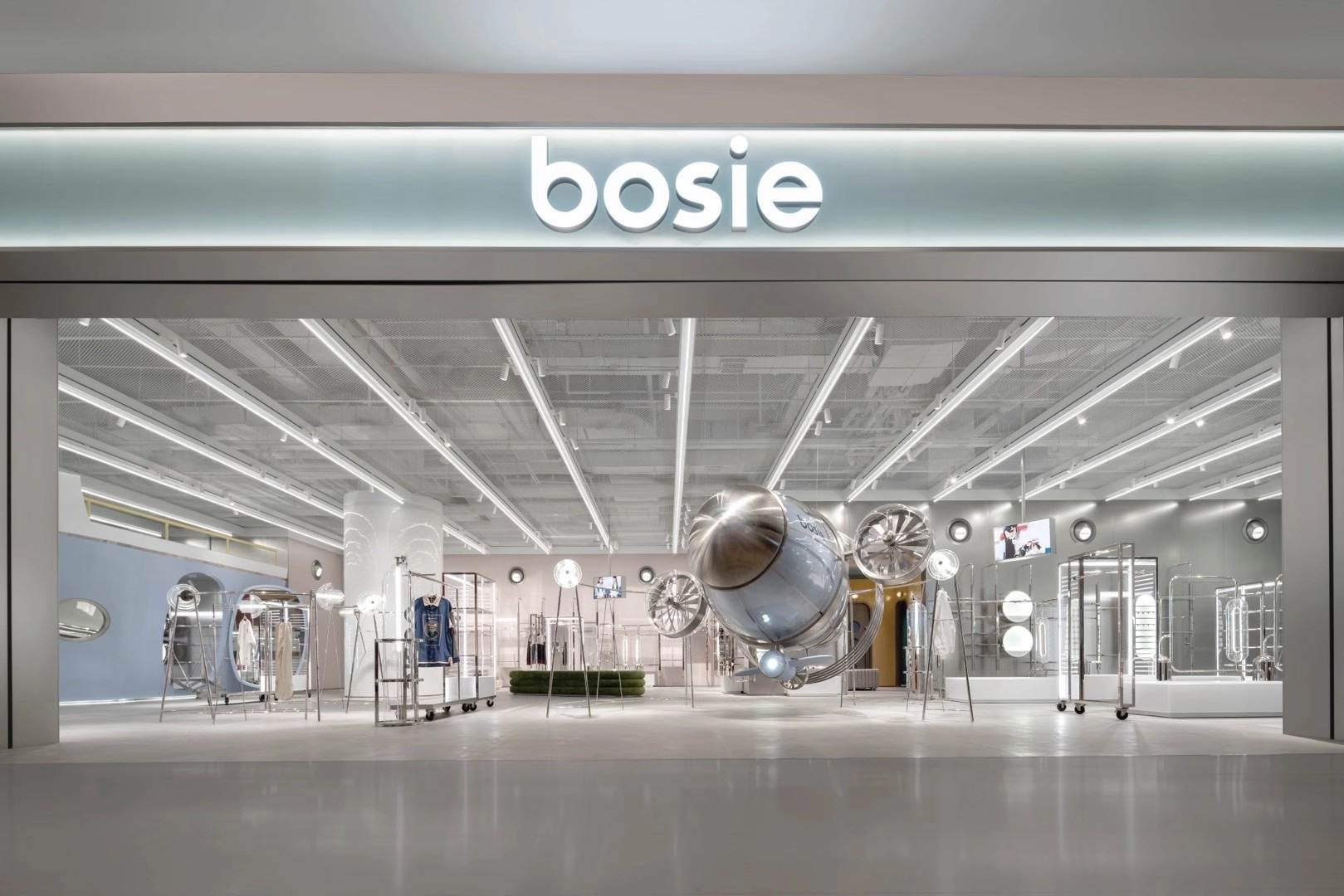 36氪独家 | 新锐服饰品牌「bosie」完成2亿元融资，计划开设2000平“超级门…