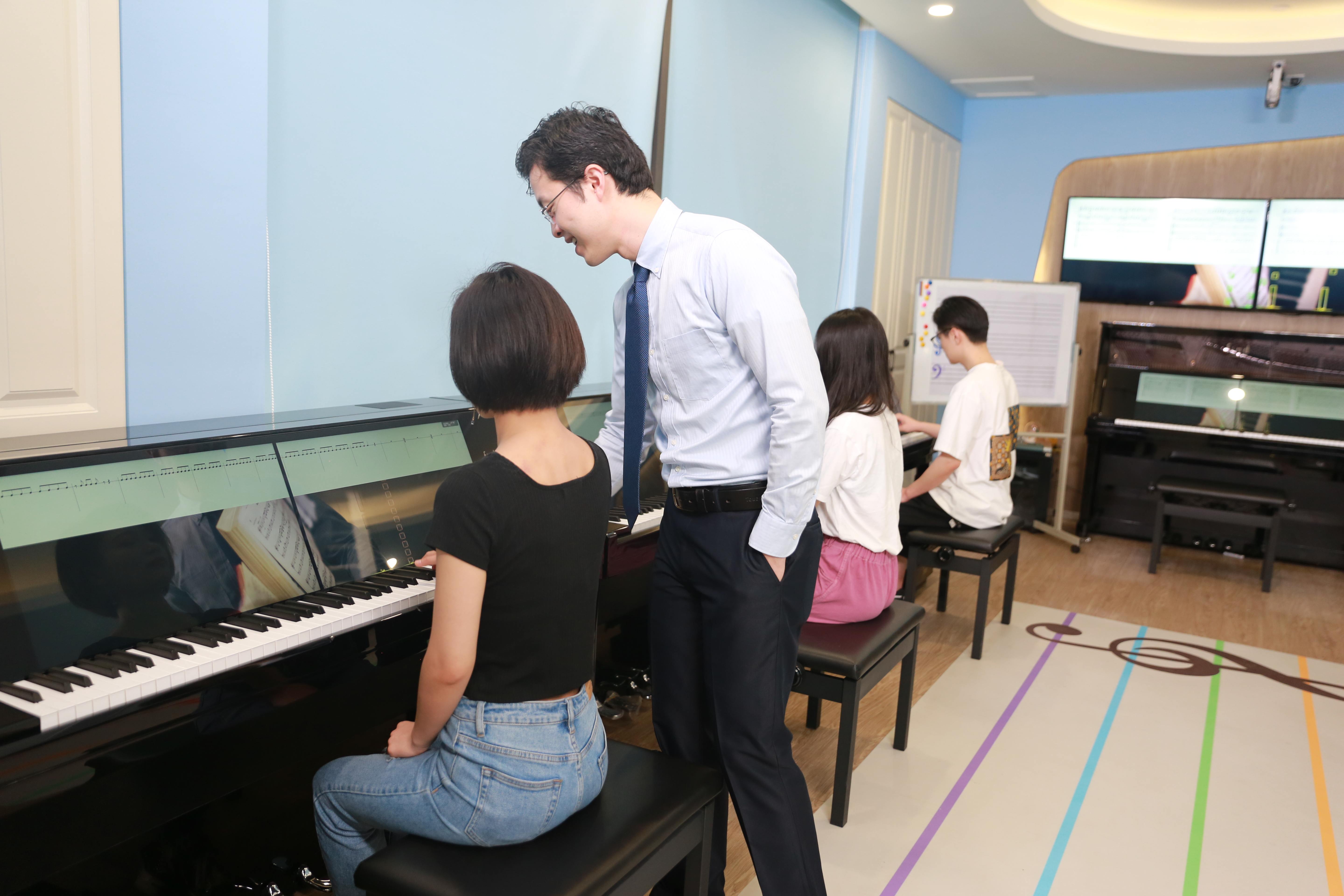 周杰伦家都在用的钢琴，「FIND智慧钢琴」希望以智慧硬件+音乐课程切入钢琴教育市场
