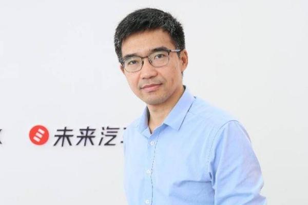 独家专访哪吒汽车胡恩平：要成为汽车界的OPPO｜迎「浪」而上