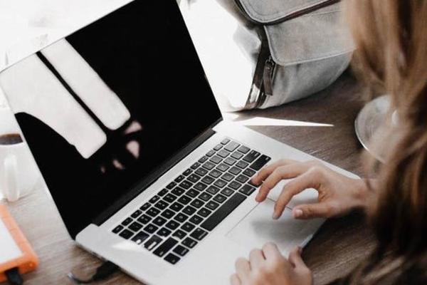 这届老员工，薪资被应届生按在地上摩擦？