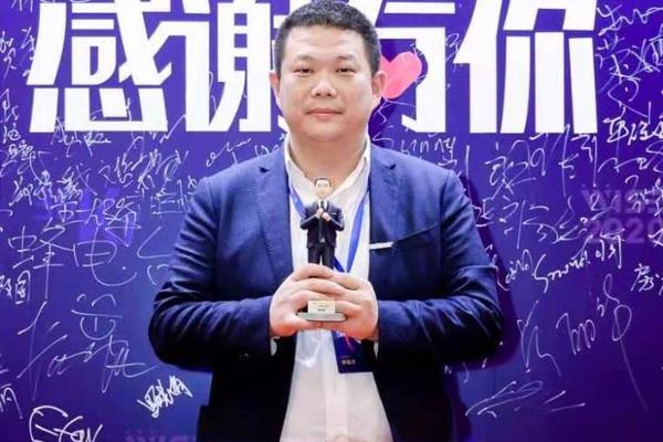 未来机器人CEO李陆洋：柔性物流无人化的崛起 | WISE2020 新经济之王大会