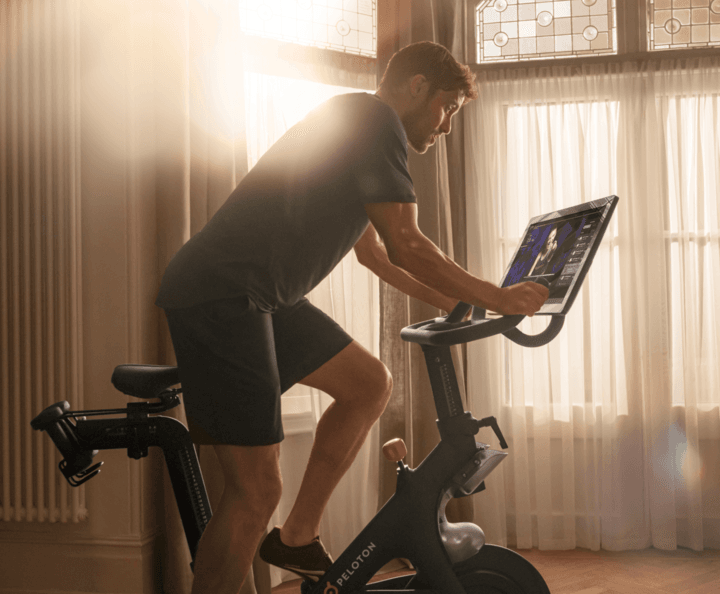 Apple Fitness+ 正式上线：苹果官方出品的健身 App ，会成为《Keep》杀手吗？