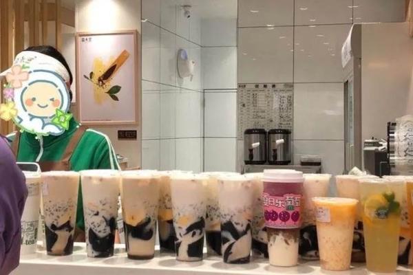 营销不是越多越好，茶颜悦色、益禾堂抓牢1招把打折做成文化
