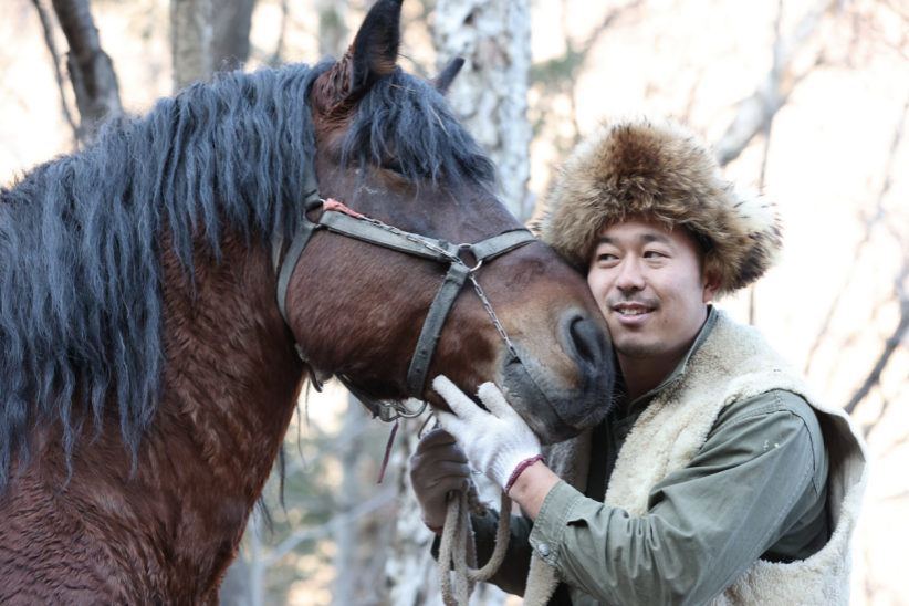 告别北上广，我回农村当「顶流」