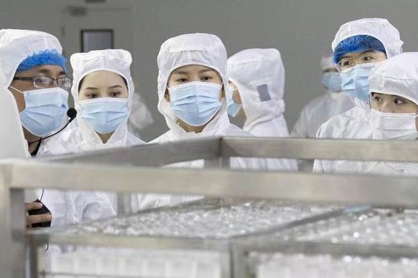 36氪首发 | 搭建“自媒体+电商+自主品牌+研究院”护肤矩阵，「言安堂」完成数千万融资