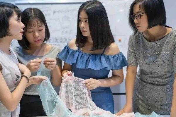 “不性感”的内衣，到底有多诱惑？