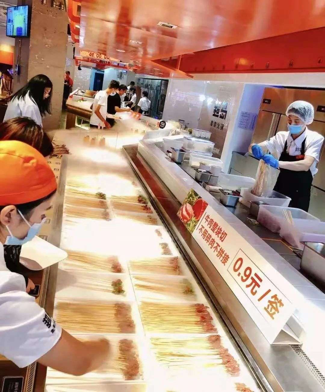 串串香进入下半场：全年开店数下滑66%，10家有9家都主打牛肉