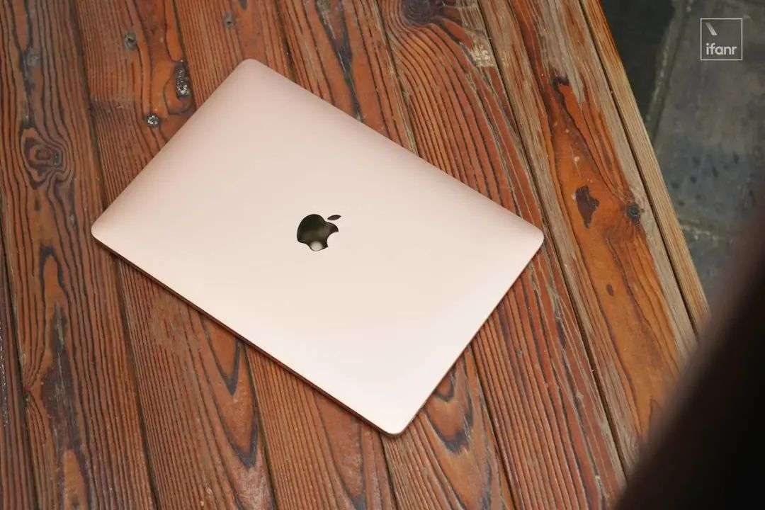 M1 芯片的优异表现，能让苹果复活 12 寸 MacBook 吗？