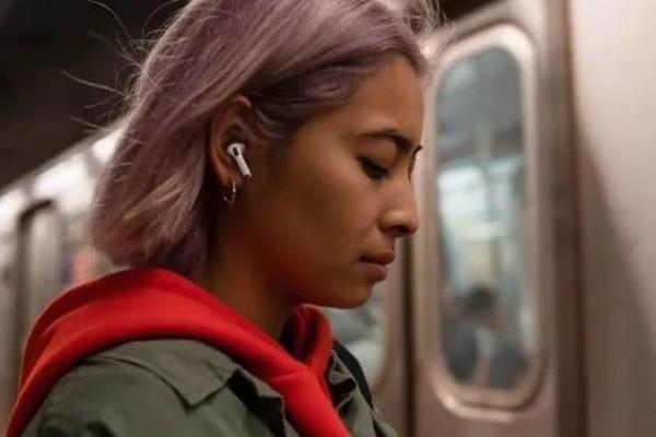AirPods Pro 要没有耳机柄了，体验会更好吗？