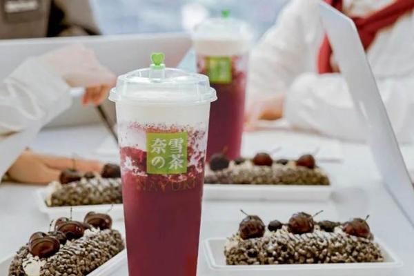 奈雪的茶赴港IPO：高端茶饮全球品牌或成可能_详细解读_最新资讯_热点事件_36氪