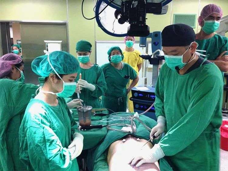 减肥手术有什么危害_手术减肥_减肥手术后遗症