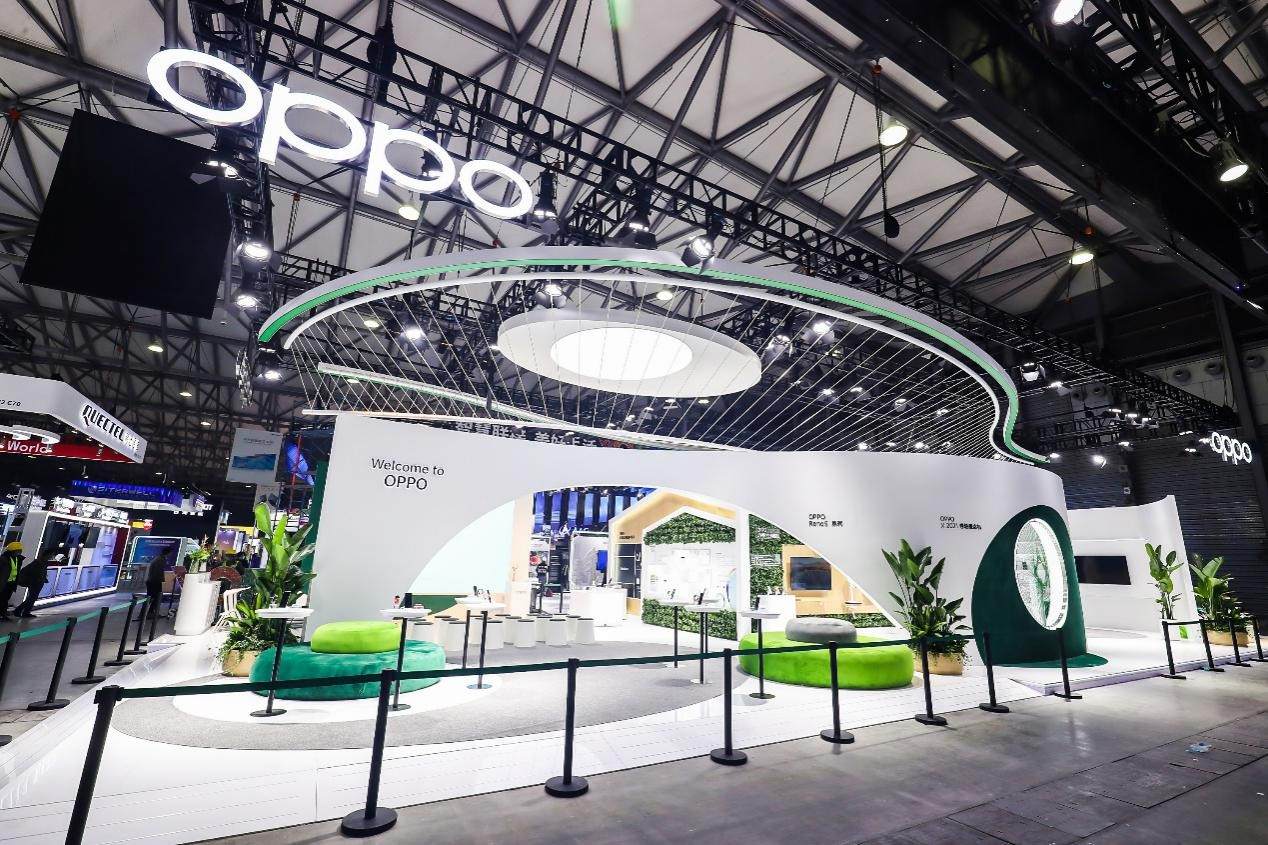 MWC2021丨OPPO启动“闪充”生态合作伙伴计划，展示多场景充电产品