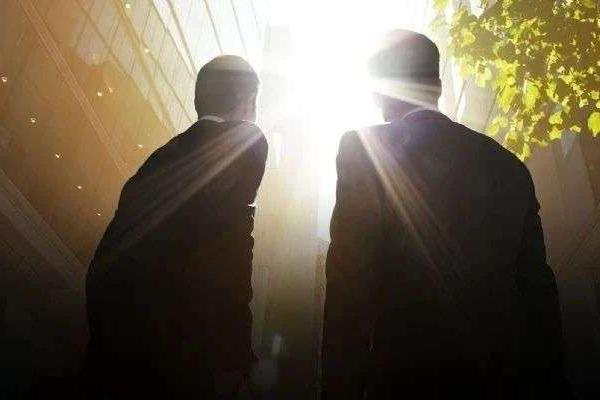 又一对80后校友即将IPO敲钟：出身阿里系，做出200亿