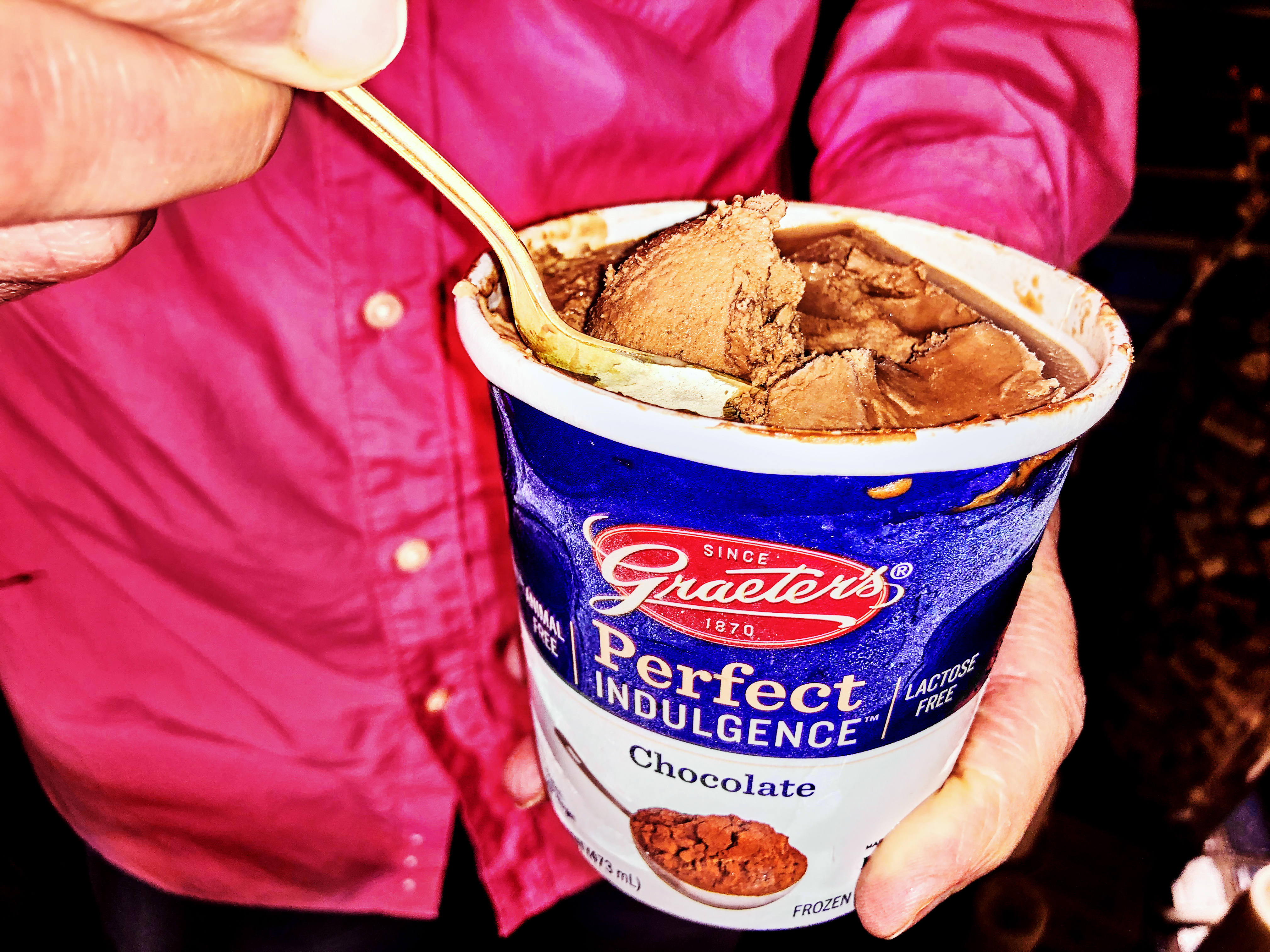 菌丝培根和乳球蛋白冰淇淋