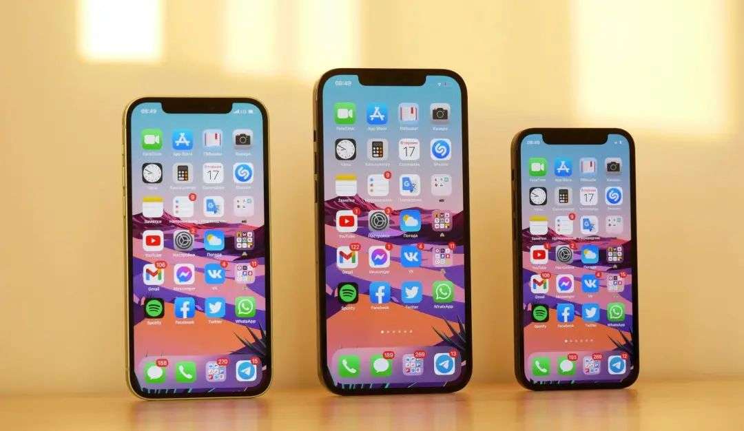 苹果登顶全球手机销售榜，买 iPhone 真的有超级周期吗？