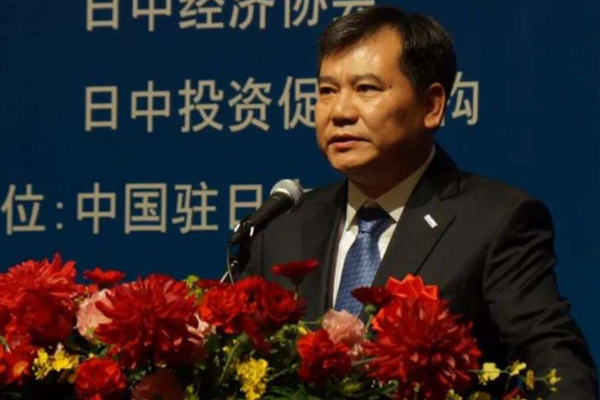 张近东的新目标：2022年盈利
