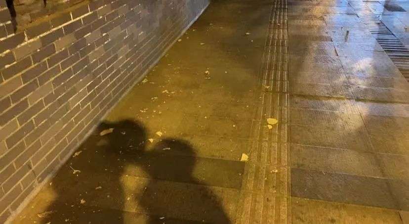 脉脉上找对象，闲鱼上找工作，年轻人不按套路出牌？