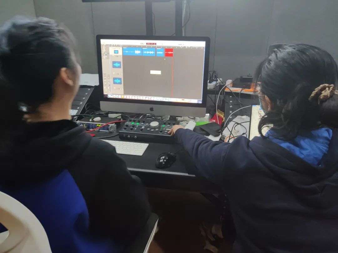 谁贬值了“女声”？