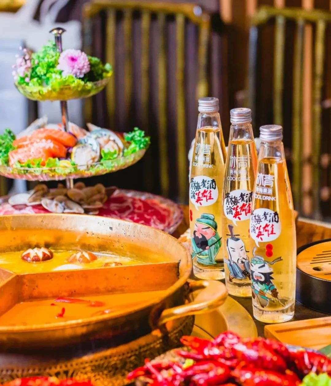 “餐+酒”热潮来袭，网红小酒馆真的是一门好生意吗?